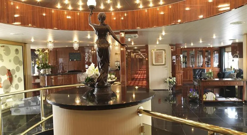 Baxter Hoare Hotel Ship Düsseldorf