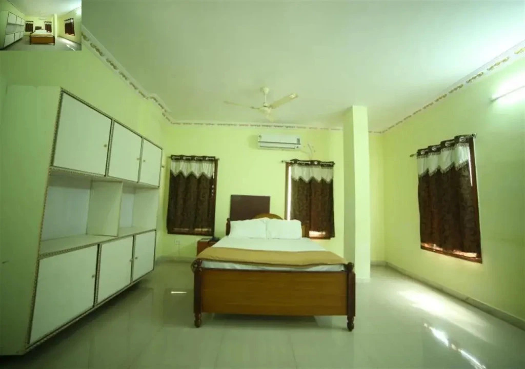 Hotel Ghantas Inn