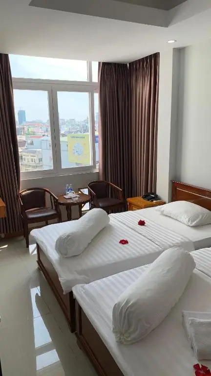 Rich Hotel