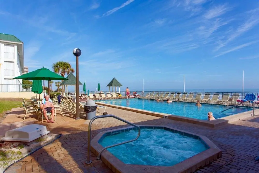 Sunglow Resort 305 by Distinctive Beach Rentals