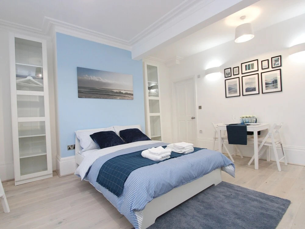 Stunning Brand New Studio Apartment - Sleeps 3