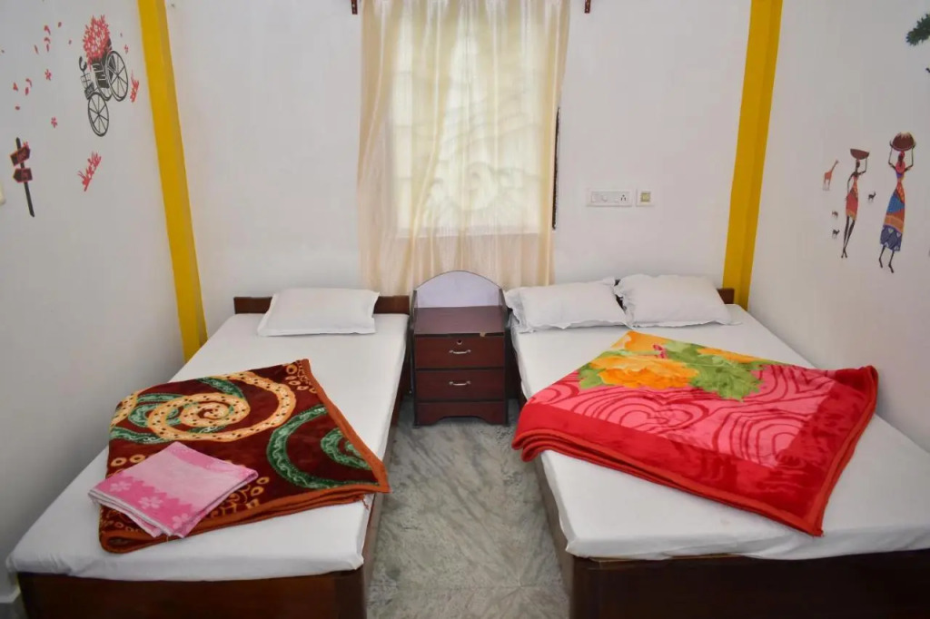 Binay chapa homestay in jaldapara