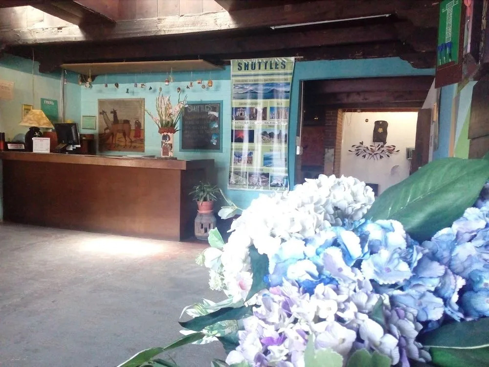Hostel y Restaurante Casa Jacaranda