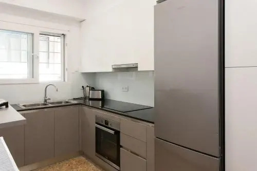 Lovely apt in Metaxourgio Center