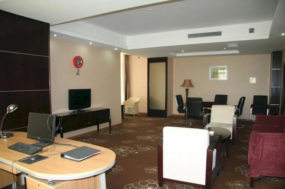 Zhengzhou Central Asia Boutique Inn