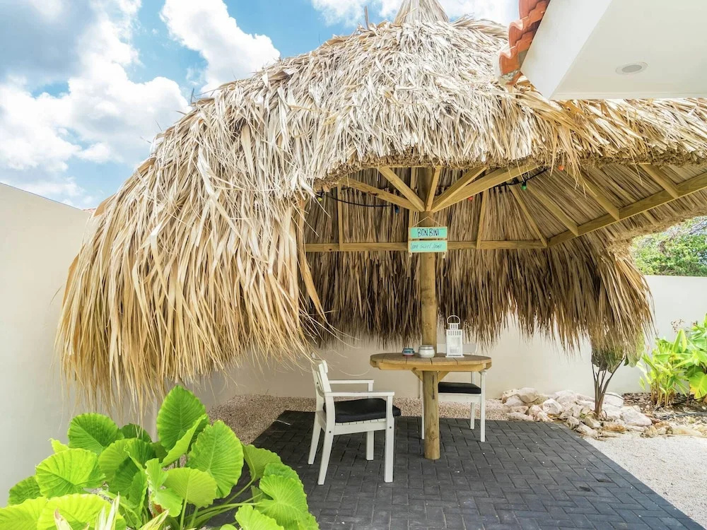 Luxurious Furnished Apartment Within Walking Distance of the Beach Curacao