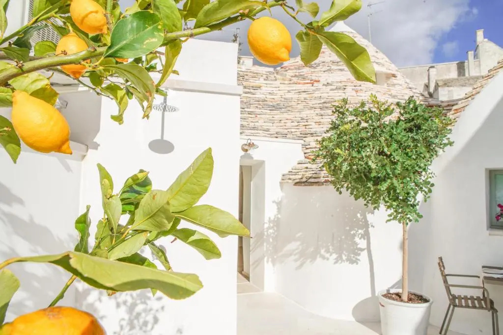 Trullo Essenza-Trulli Antì Charme & Relax
