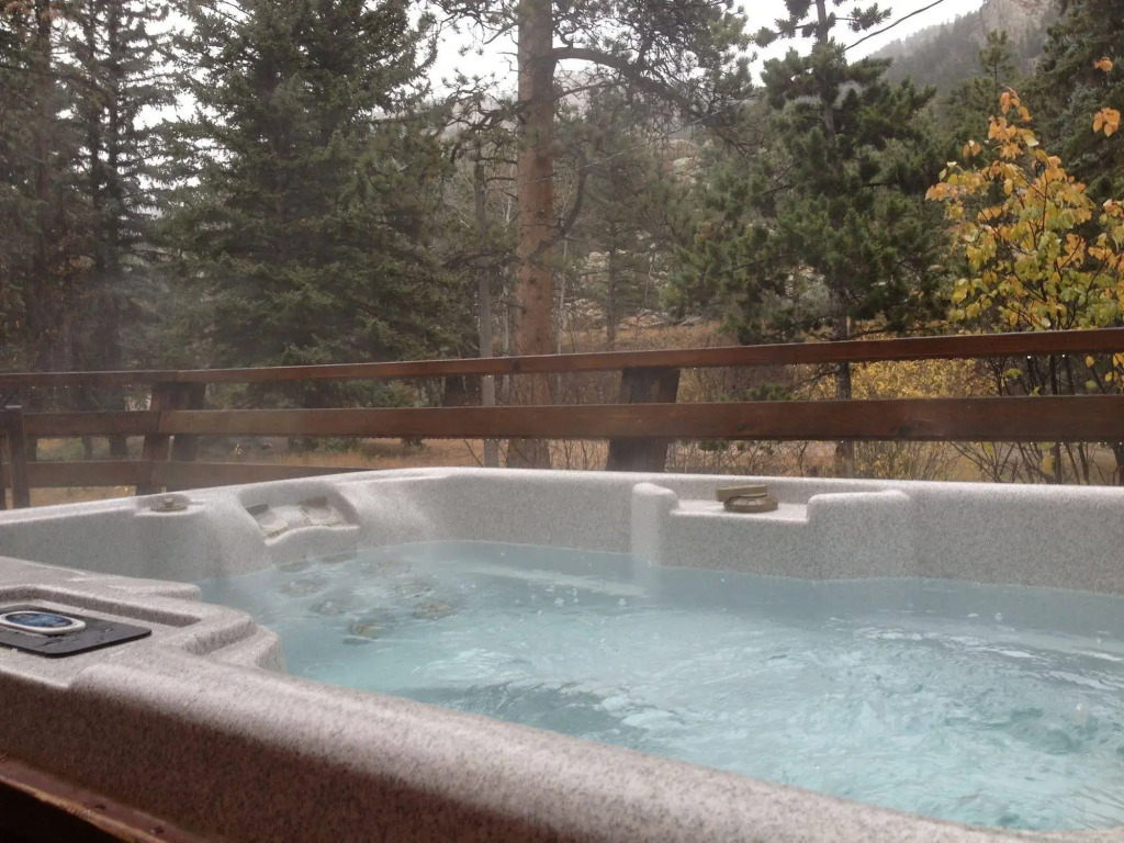 Ponderosa Lodge