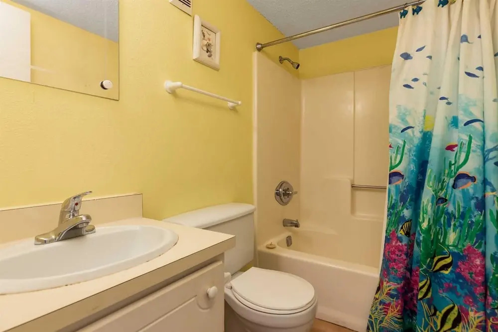 Island Winds East 606 by Meyer Vacation Rentals