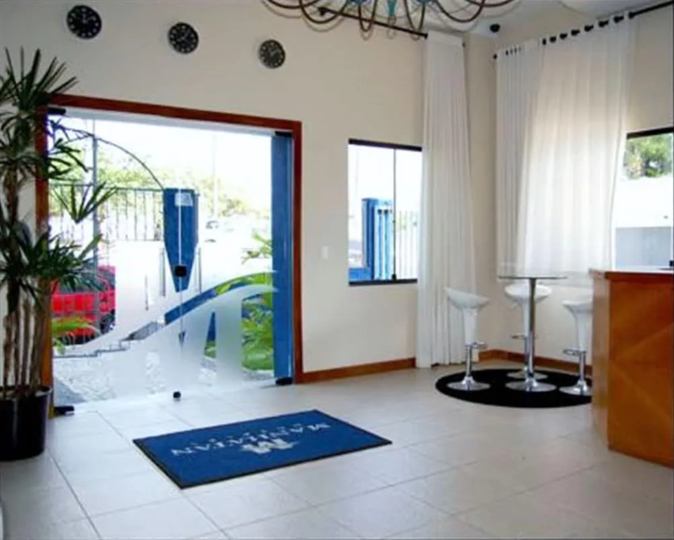 Aconchegantes Flats, 1 e 2 qtos, em Ponta Negra
