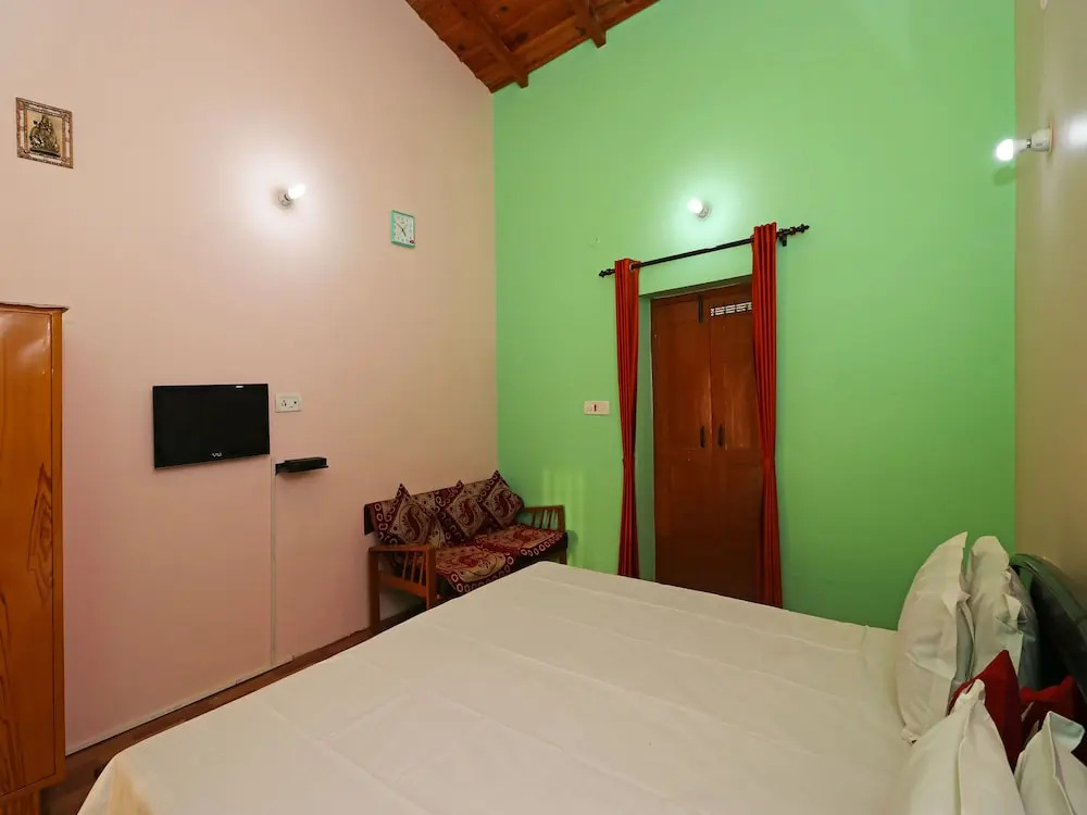 OYO 10196 Home 4BHK Villa Raghav Heritage Mukteshwar