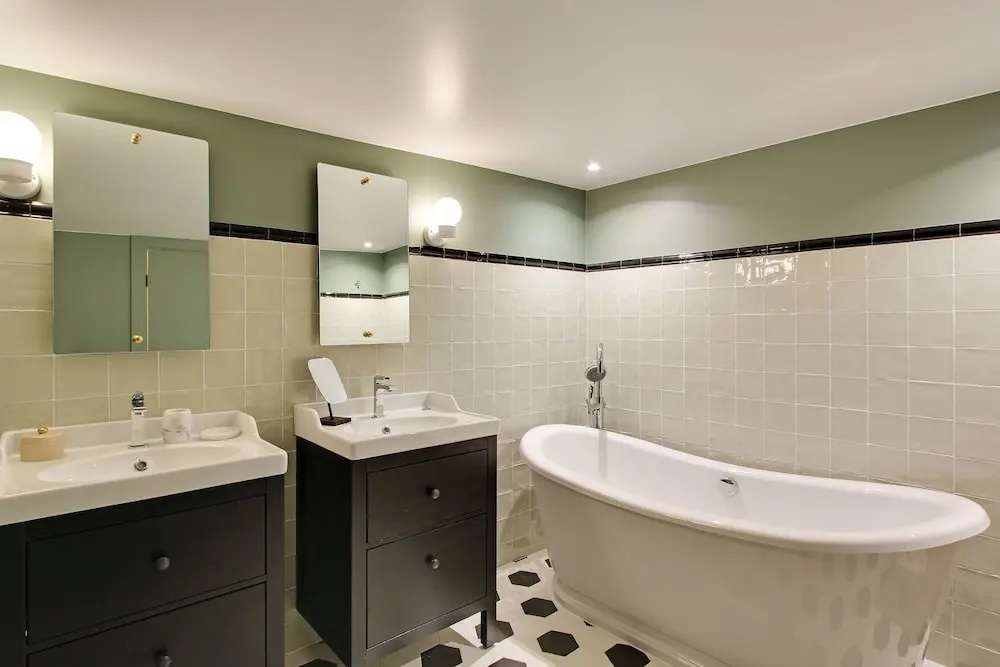 Pick A Flat's Chatelet Jour apartments