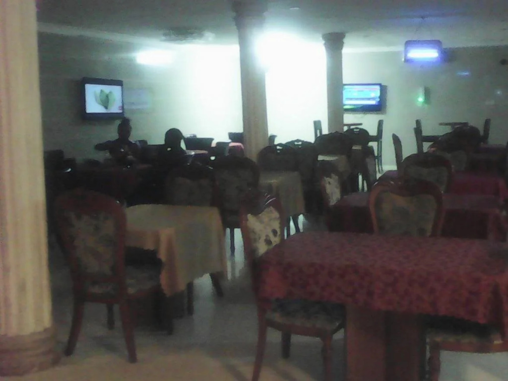 Golden Home Inn Hotel & Suites