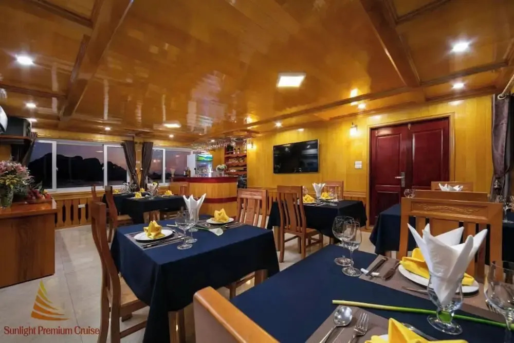 Halong Sunlight Premium Cruise
