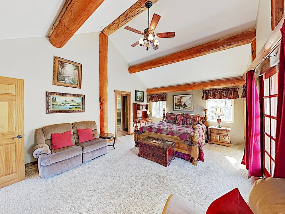 The Ponderosa: Gorgeous Custom-Built Log Home home