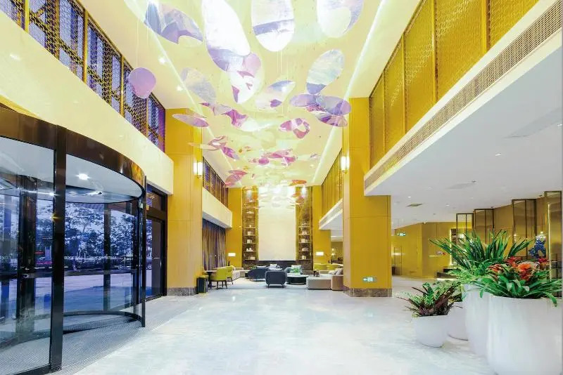 Xinyi Central Orange Crystal