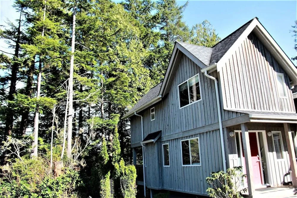 Natures Edge Cottage