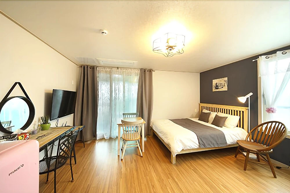 Jeju Wind Rises Pension