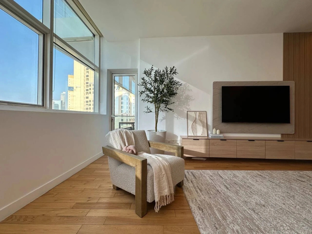 Квартира JBR Beachfront 3BR Sleeps 12 Pool Sea View