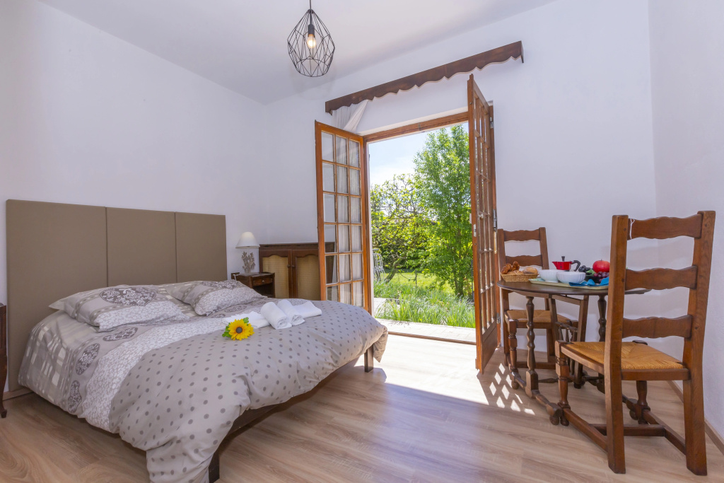 Villa Martine Au Bord Du Lac - Happy Rentals