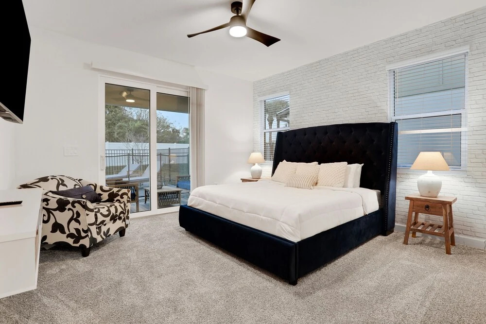 3001 Hafen Ln
