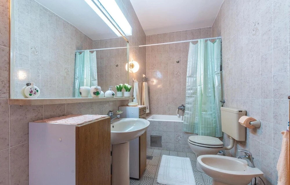 Awesome Home in Gata Zvecanje With Wifi, Outdoor Swimming Pool and 3 Bedrooms