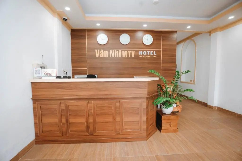 Vân Nhi MTV Hotel