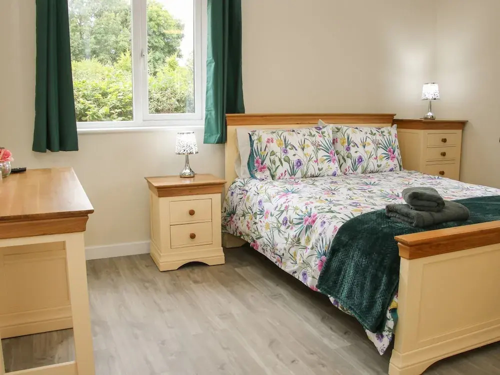 Holly Lodge