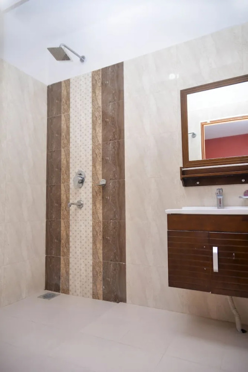 Sauraha Holiday Home Riverside by managed Hotel Surya Adventure