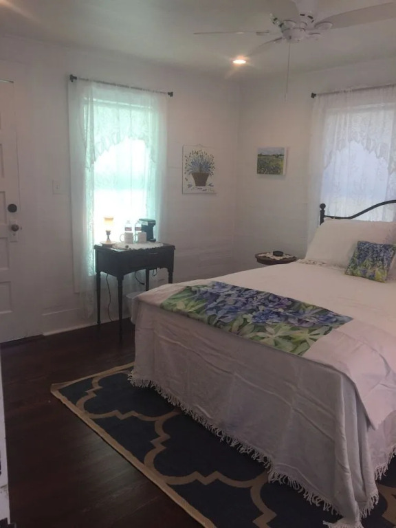 Hye-Way Haus Bed and Breakfast