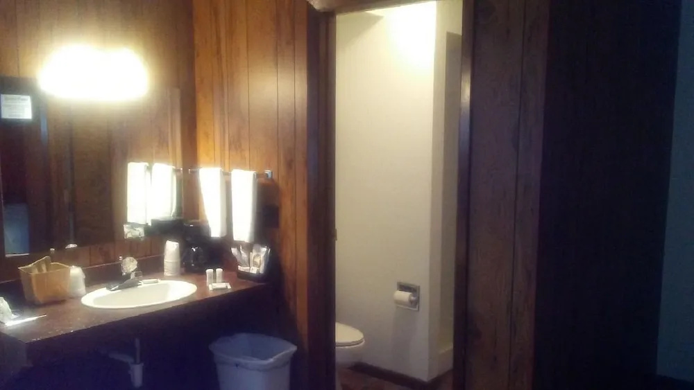 Ragged Butte Inn