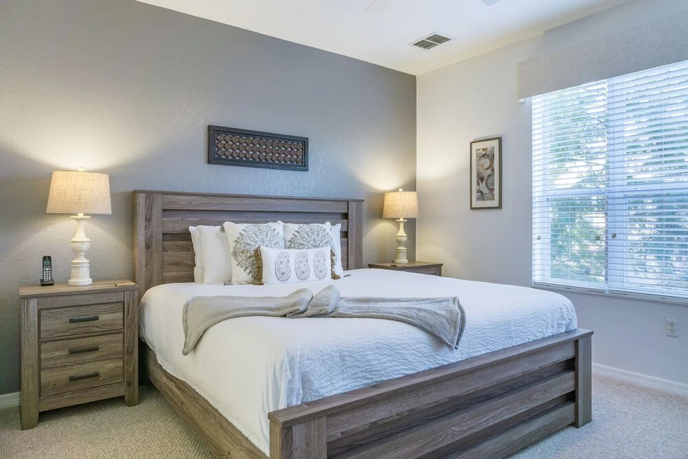 Casa Nova Deluxe Townhome 3 Bedroom Townhouse by RedAwning