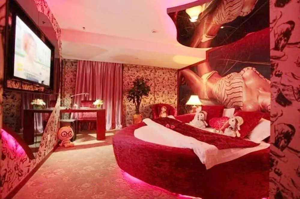 Love Theme Hotel-Shanghai Jingan Branch