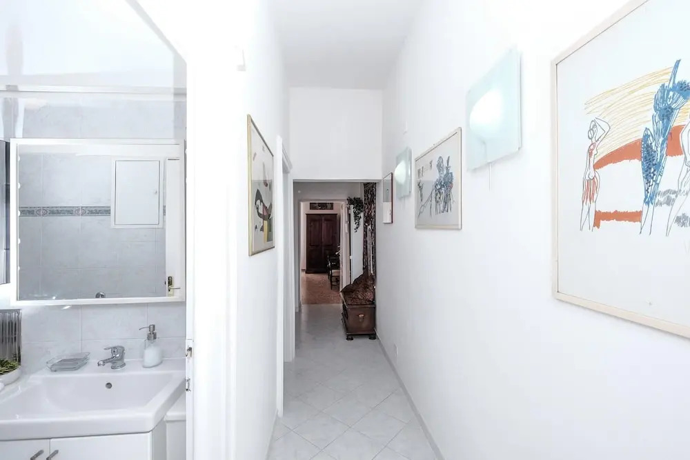 Domus Linda in Roma With 1 Bedrooms and 1 Bathrooms