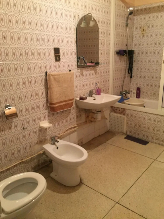 Property located in a quiet area close to the train station and town
