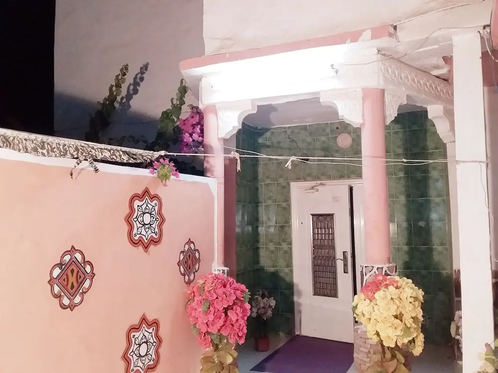 Hotel Raha