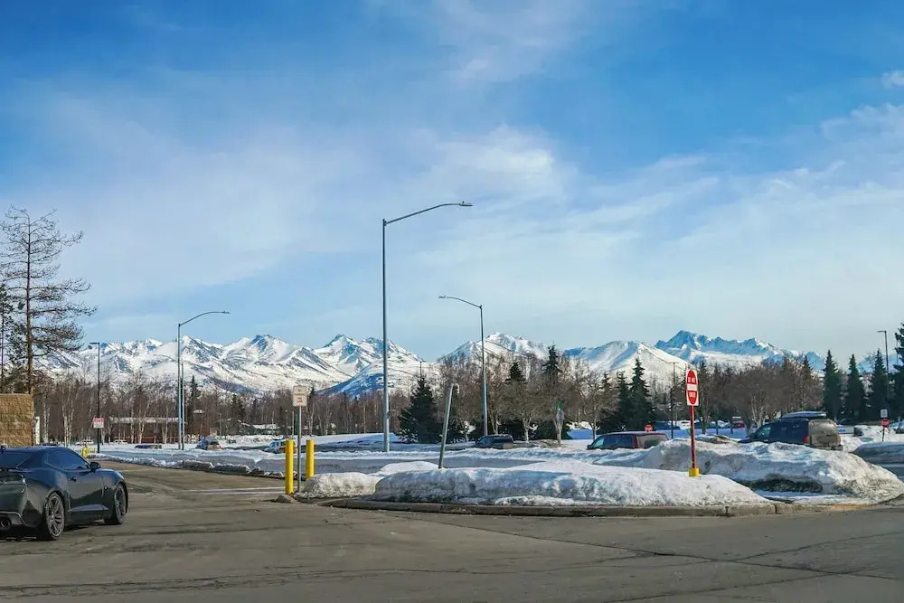 Anchorage Retreat, Walk to Dining & Entertainment