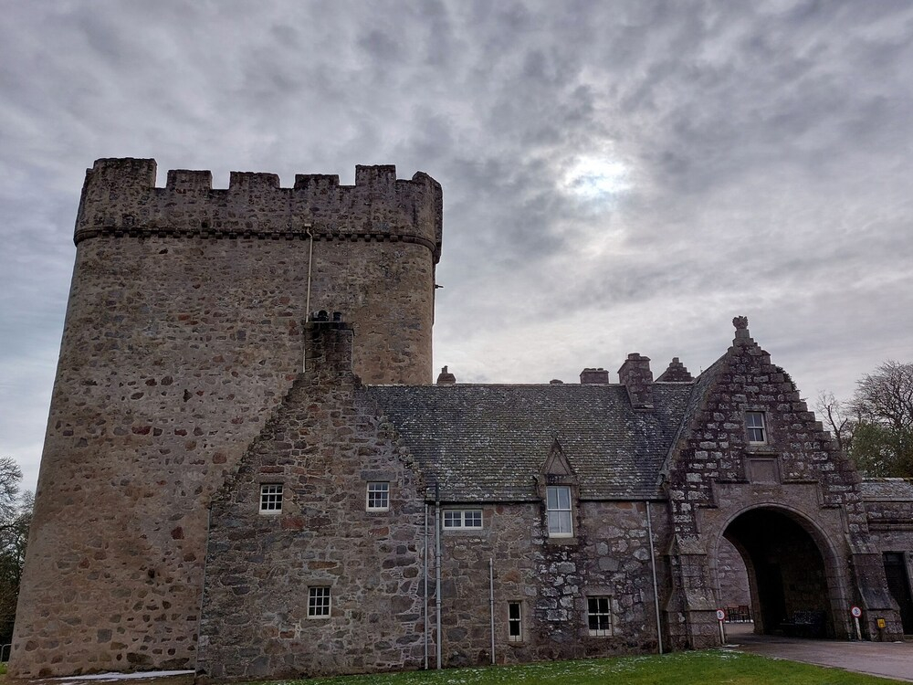 Courtyard Cottage - Drum Castle