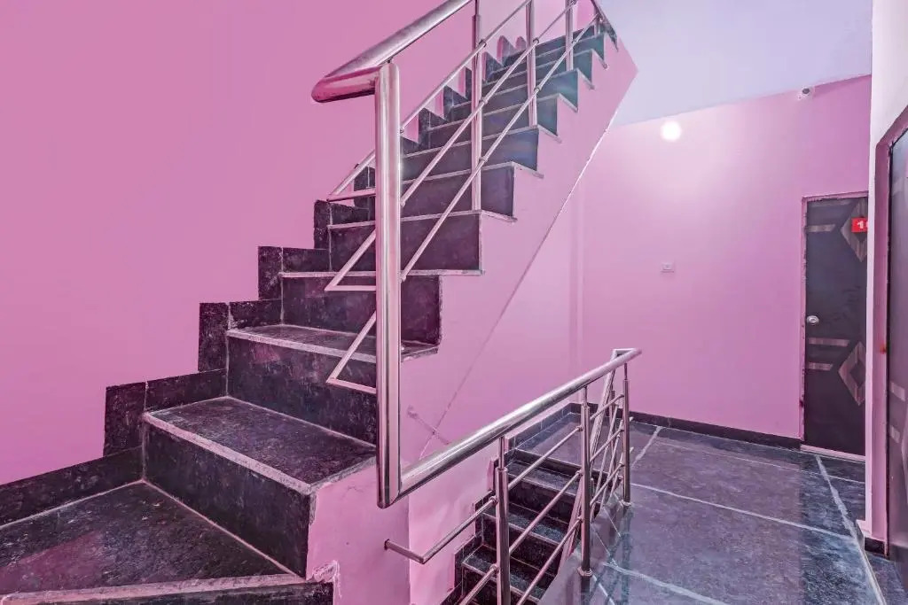 OYO Flagship 83438 Hotel Dream Empire