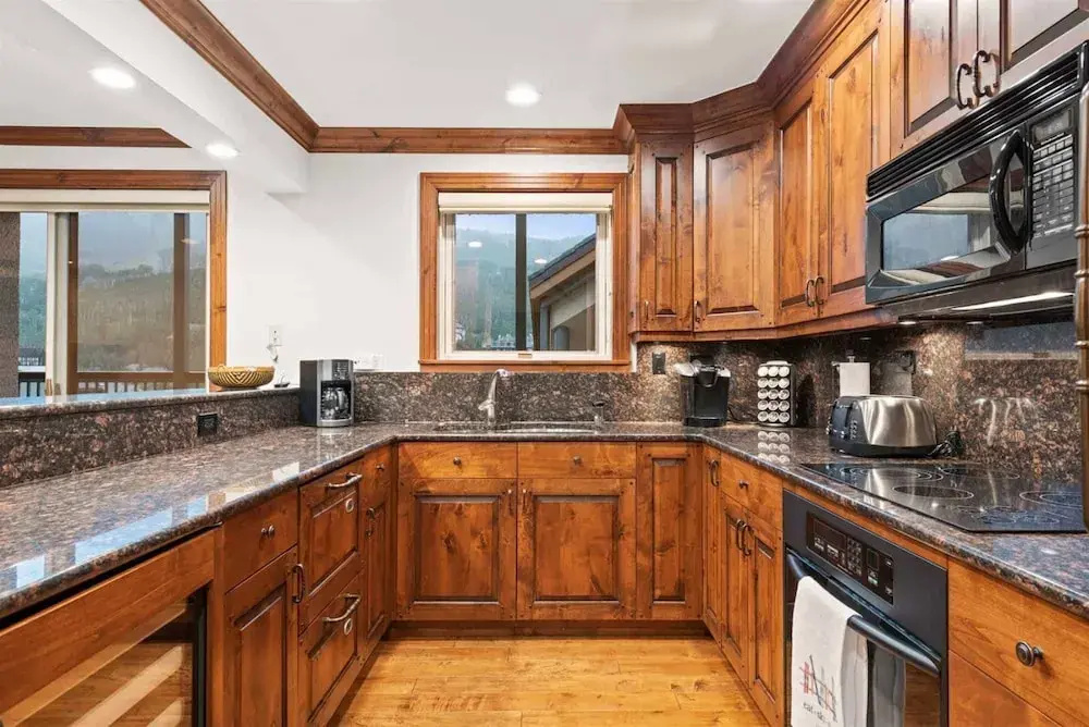 2 Bedroom Residence In The Heart Of Beaver Creek Village - Ski In, Ski Out