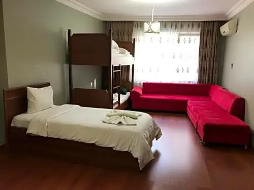 Tune Hostel