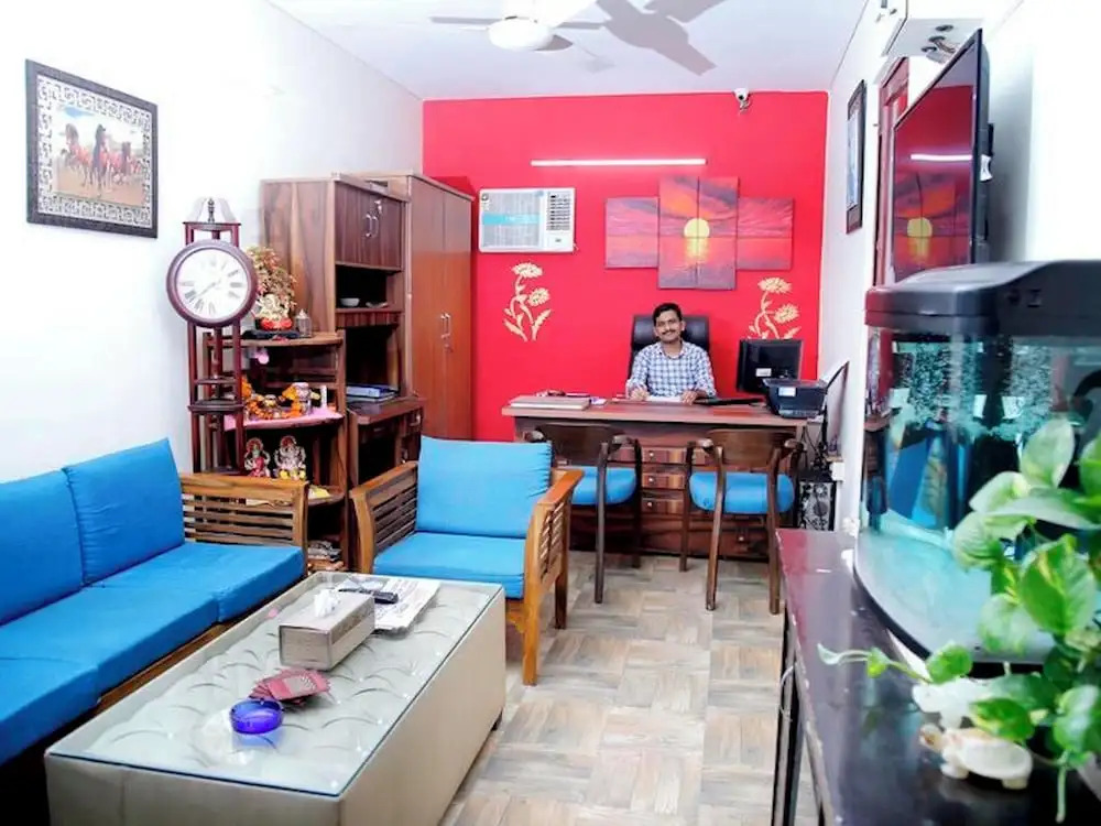 Maplewood Guest House, Neeti Bagh, New Delhiit is a Boutiqu Guest House - Room 3
