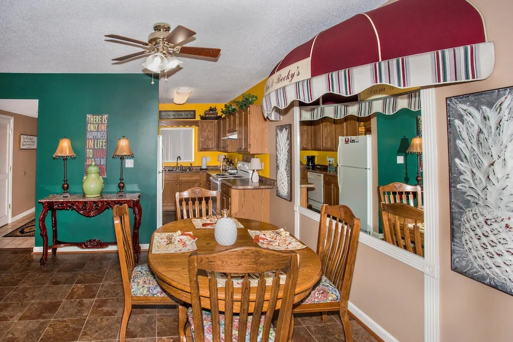 Whispering Pines 223