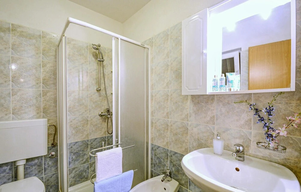 4 Bedroom Beautiful Home In Rabac