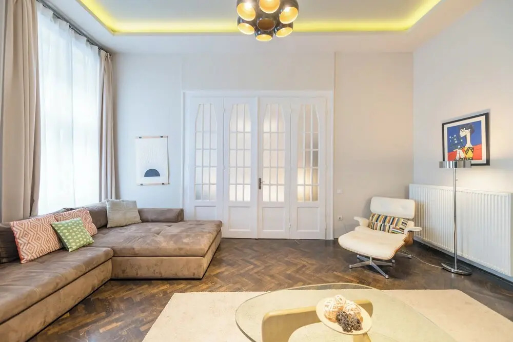 Venus Apartments - Opera III