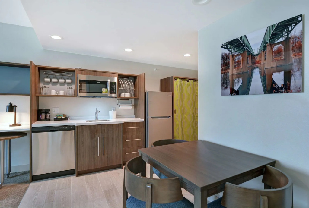 Home2 Suites by Hilton Bettendorf Quad Cities