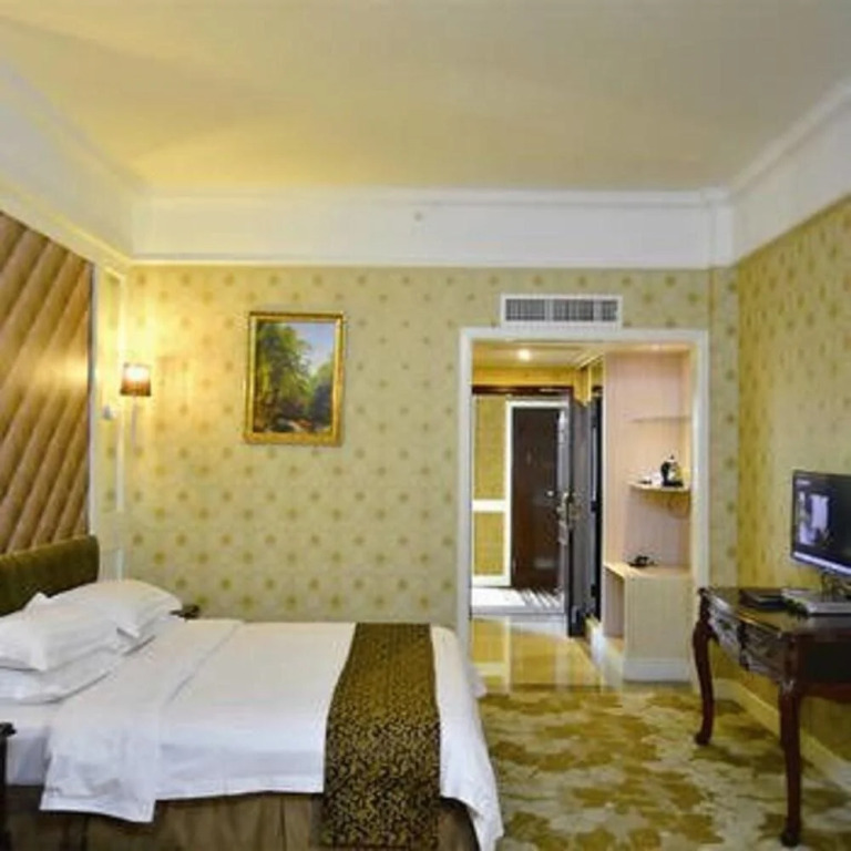 Zhouji Hotel