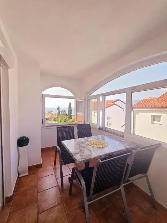 Apartments Vugica Šilo