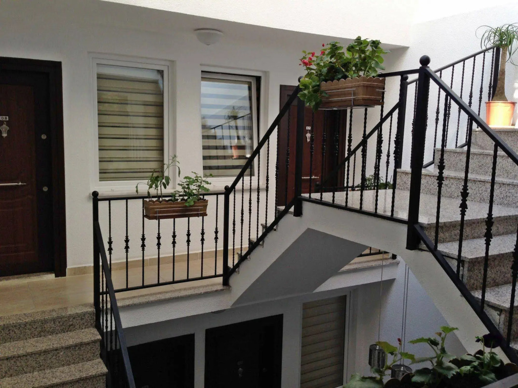 Atrium Suites