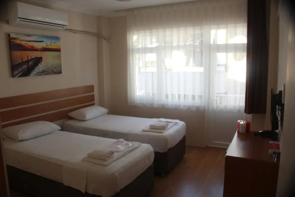 Marti Hotel